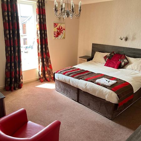 Southport Metro Hotel Esterno foto