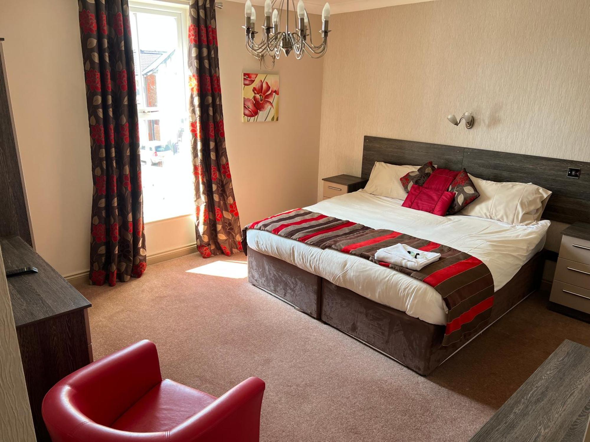 Southport Metro Hotel Esterno foto