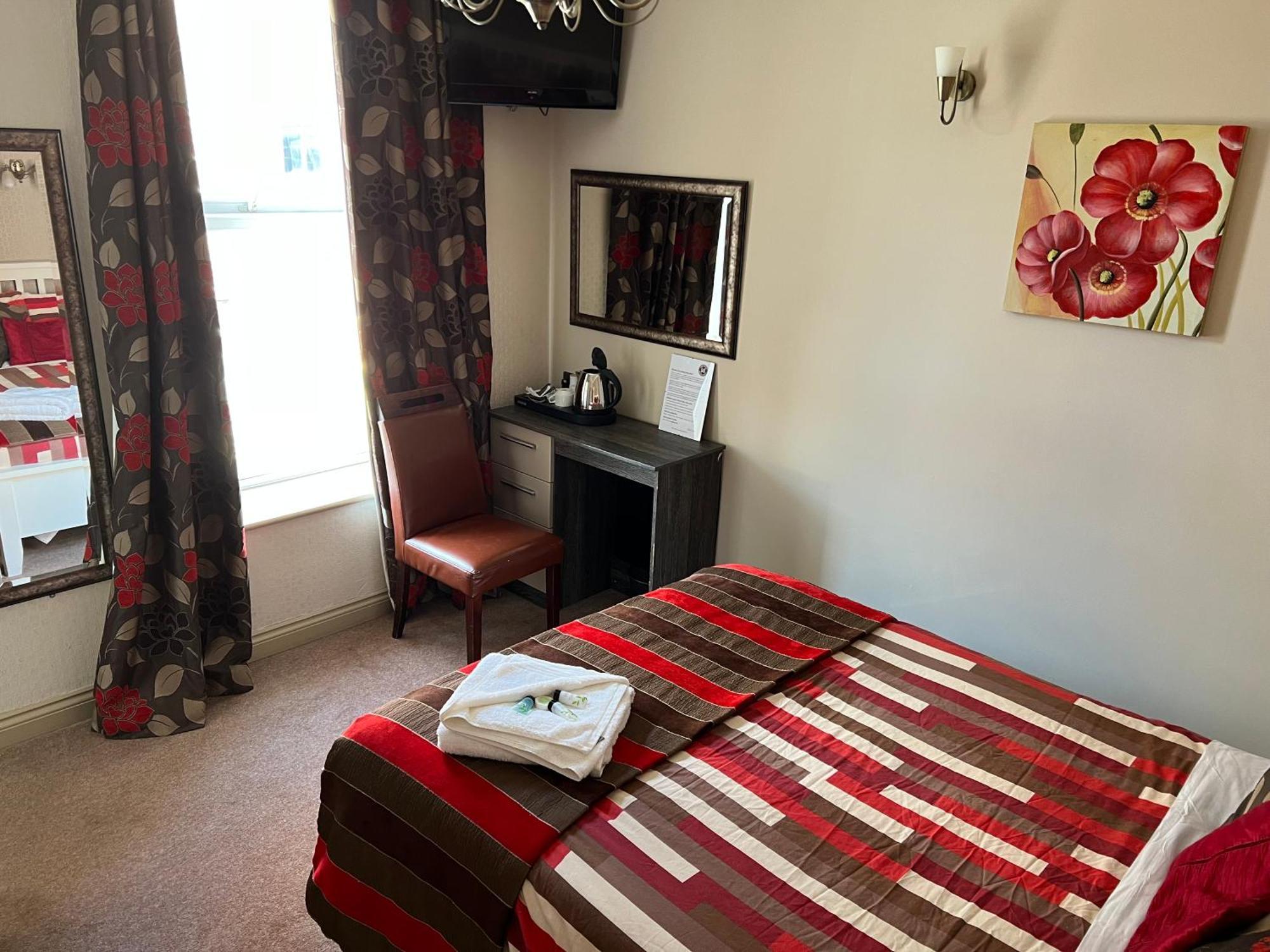 Southport Metro Hotel Esterno foto