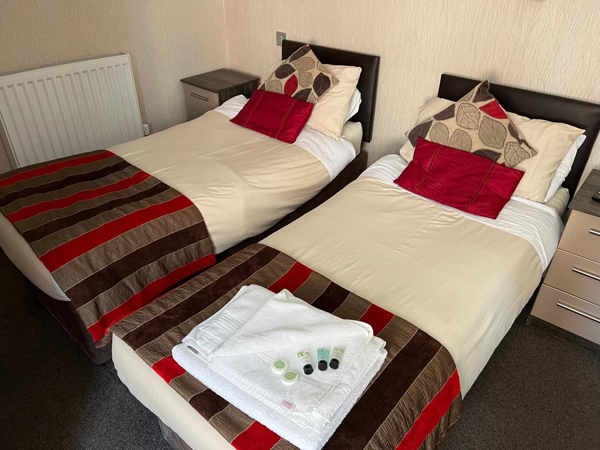 Southport Metro Hotel Esterno foto